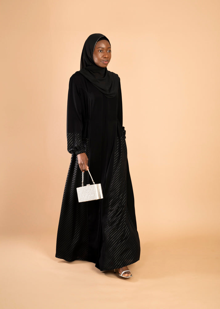 Leyla Abaya – Midnight Black image 6
