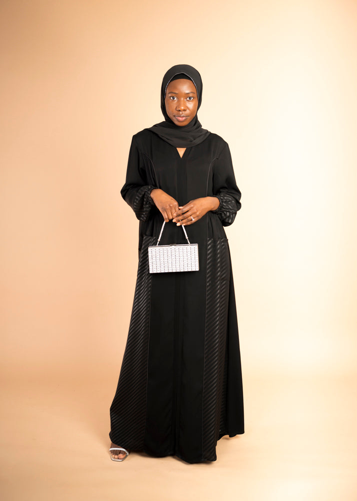 Leyla Abaya – Midnight Black image 5