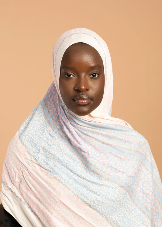 Amira Printed Hijab image 2